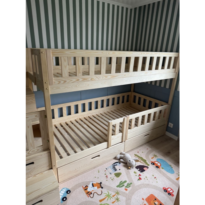 Natur Spielbett mit Treppe in Stuttgart montiert